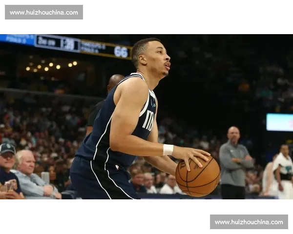 艾顿底薪加盟引爆自由市场:争冠球队集体疯抢,谁能抢到这位内线 “性价比之王”?