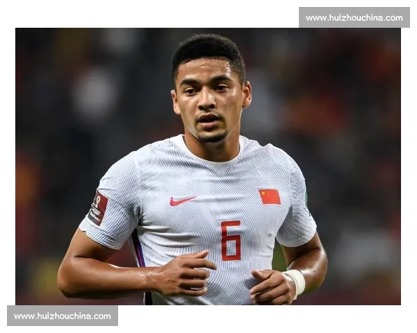 单归化领衔！国足东亚杯名单揭晓，蒋光太等三将意外落选