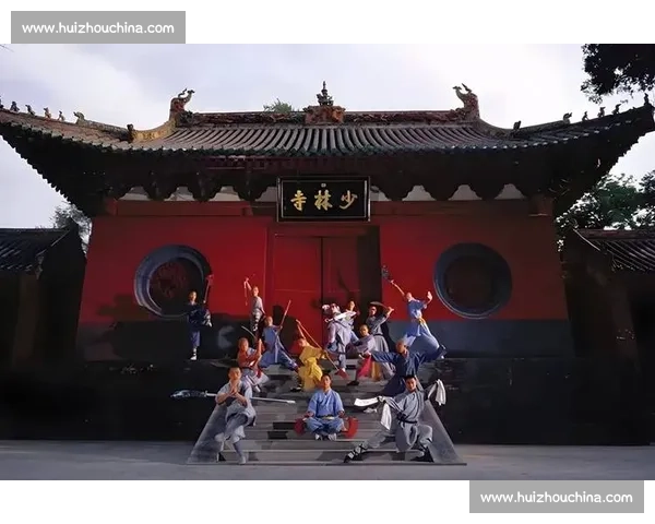 文班亚马少林寺剃度修行 获少林一段段位 风车扣篮燃爆现场