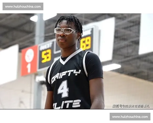 詹姆斯期待与次子布莱斯同台竞技：2026 年选秀或成历史性父子对决